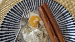breakfast with egg and sausage